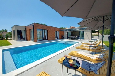Villa with pool for 6 persons in Rovinjsko Selo, Istria, Croatia